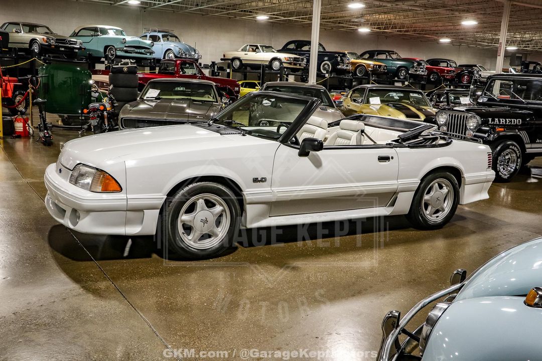 1990 Ford Mustang