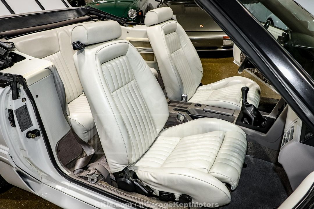 1990 Ford Mustang