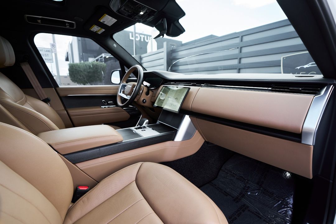 2025 Land Rover Range Rover