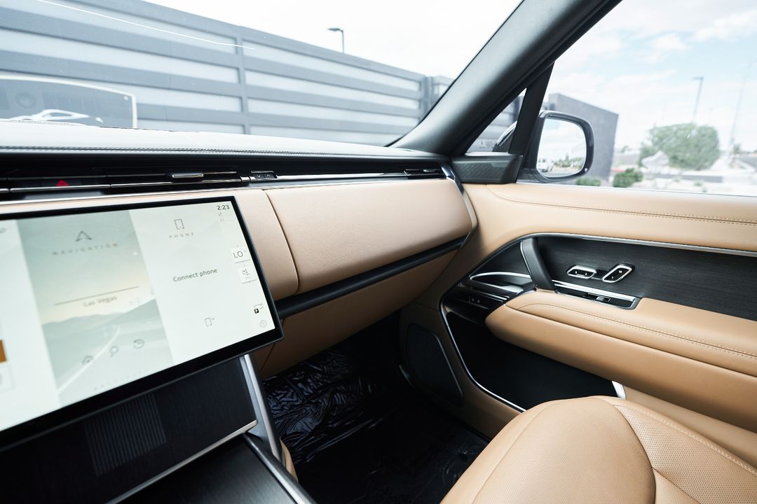 2025 Land Rover Range Rover