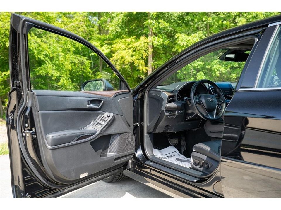2020 Toyota Avalon Hybrid
