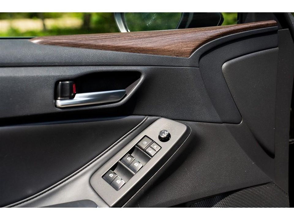 2020 Toyota Avalon Hybrid