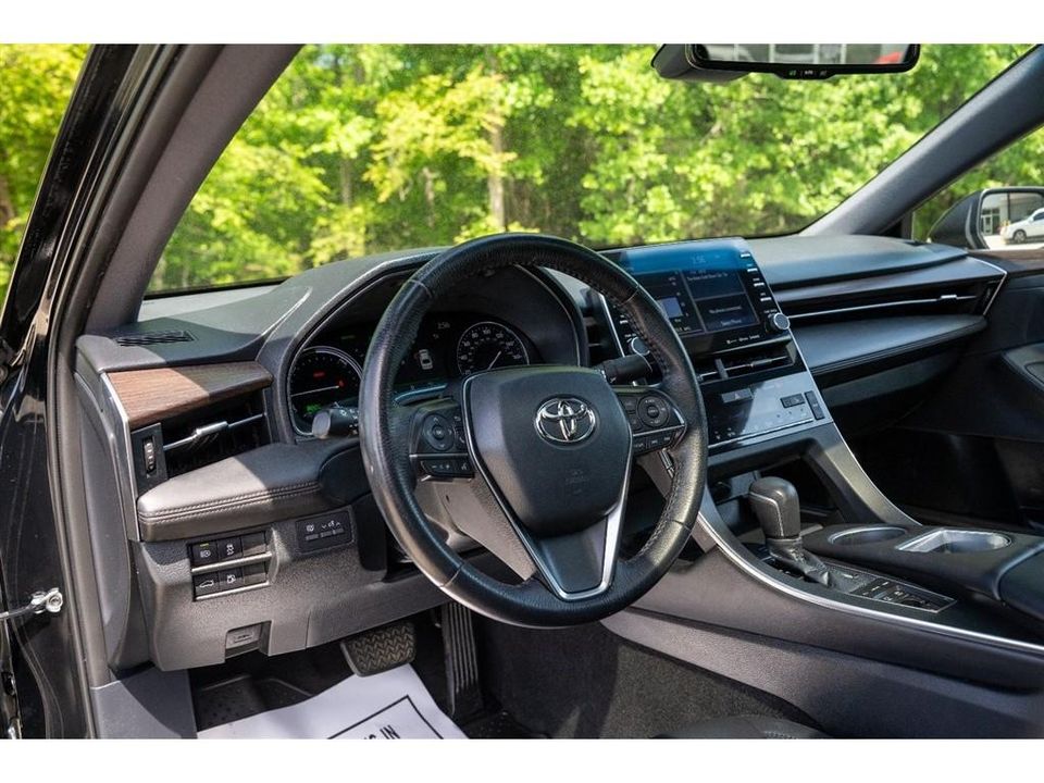 2020 Toyota Avalon Hybrid