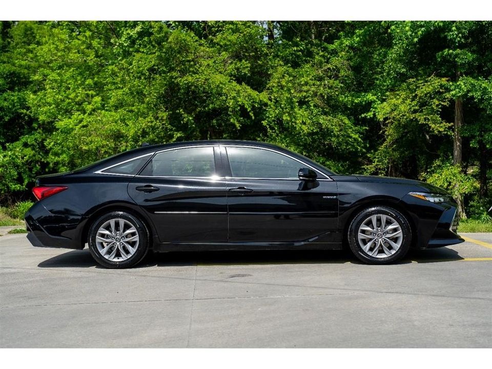 2020 Toyota Avalon Hybrid