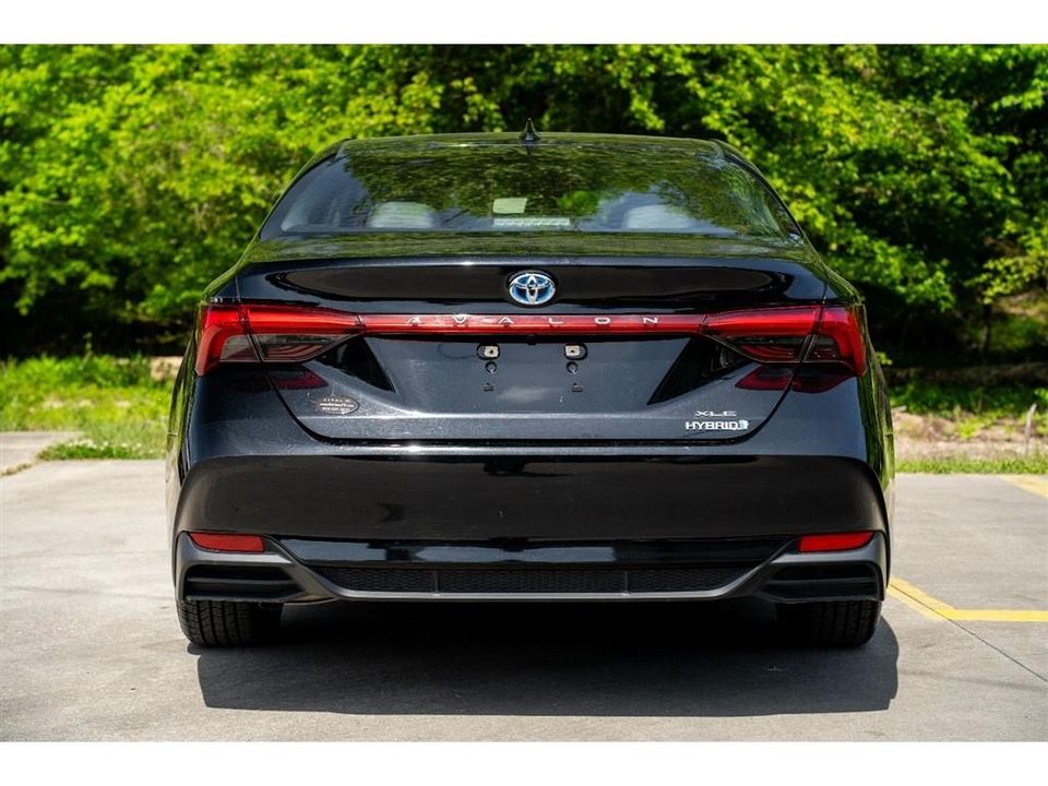 2020 Toyota Avalon Hybrid