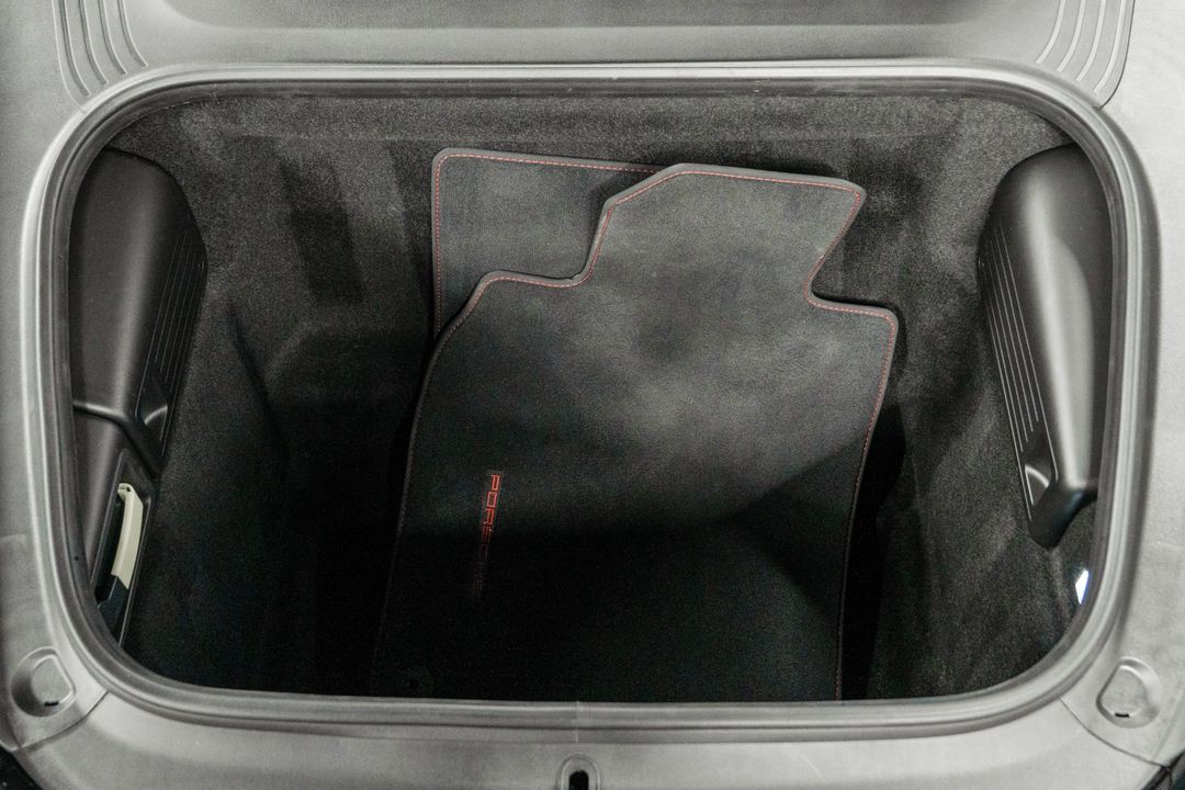 2025 Porsche 718 Cayman