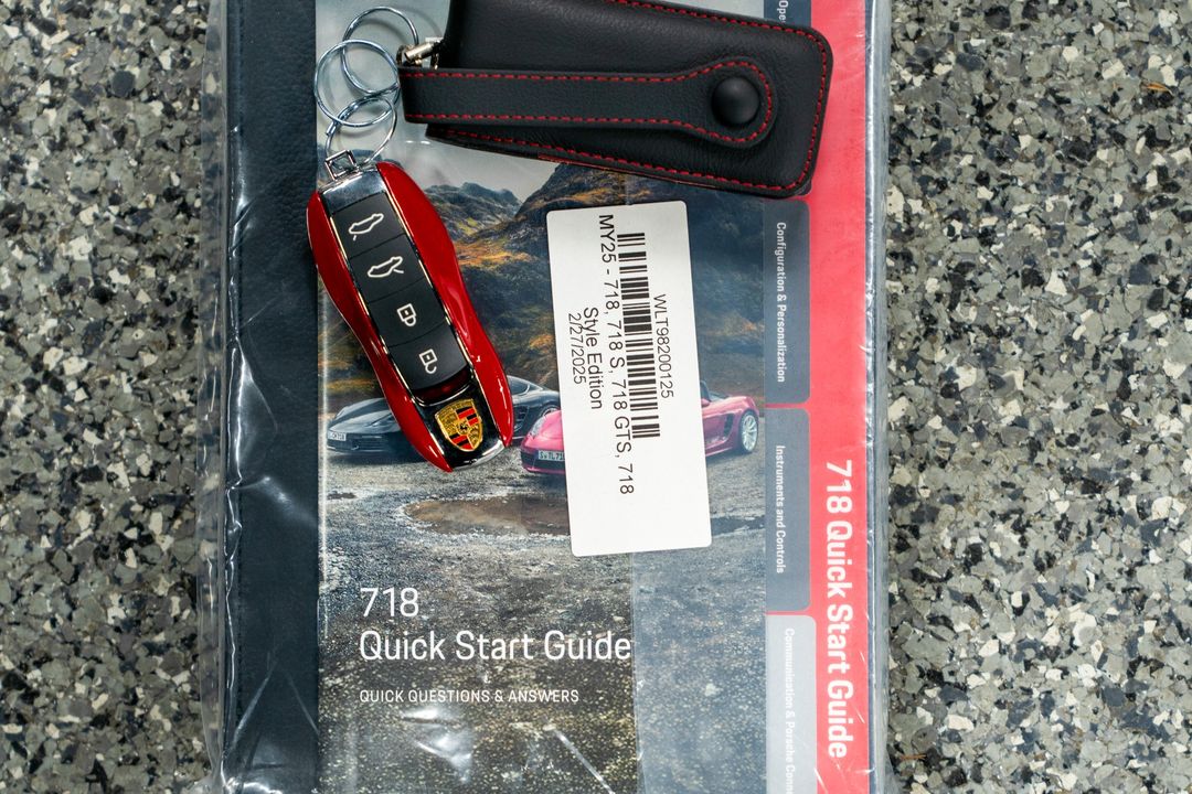 2025 Porsche 718 Cayman