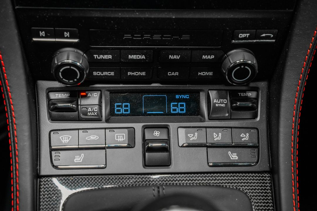 2025 Porsche 718 Cayman