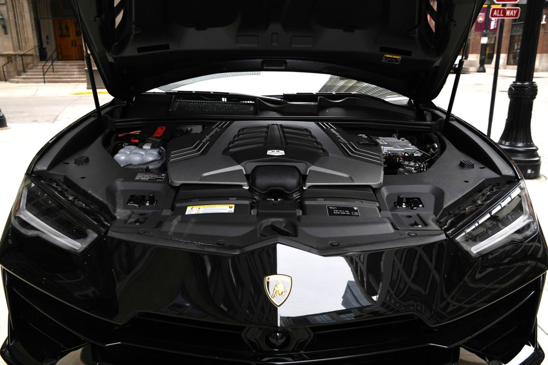 2024 Lamborghini Urus