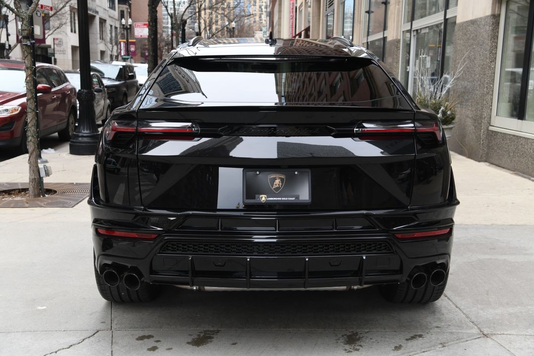 2024 Lamborghini Urus
