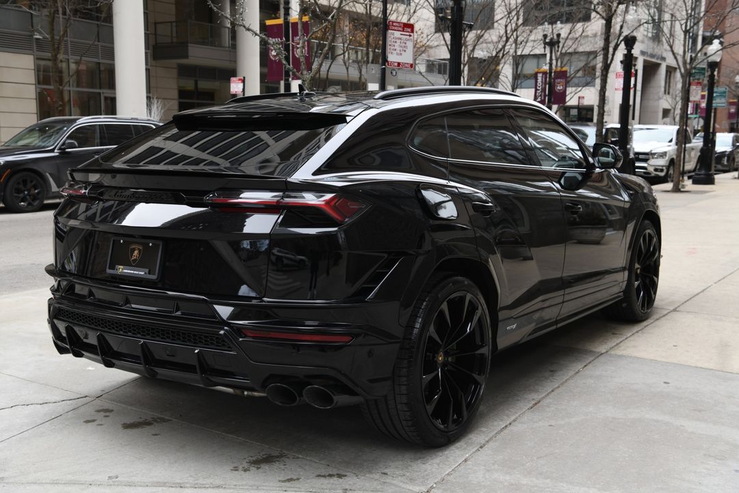 2024 Lamborghini Urus