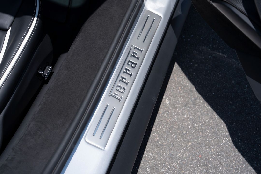 2024 Ferrari 296 GTS