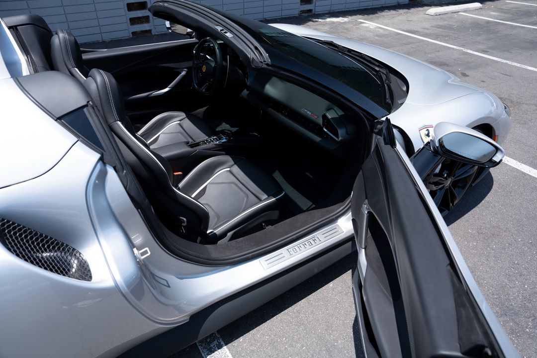 2024 Ferrari 296 GTS