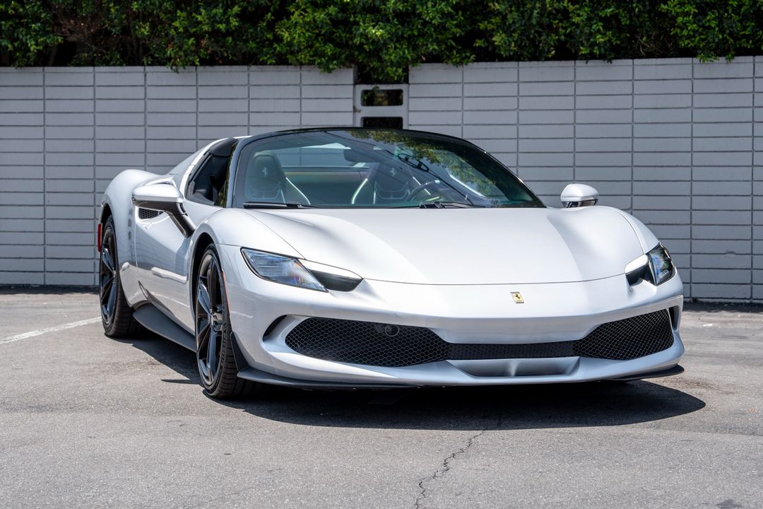 2024 Ferrari 296 GTS