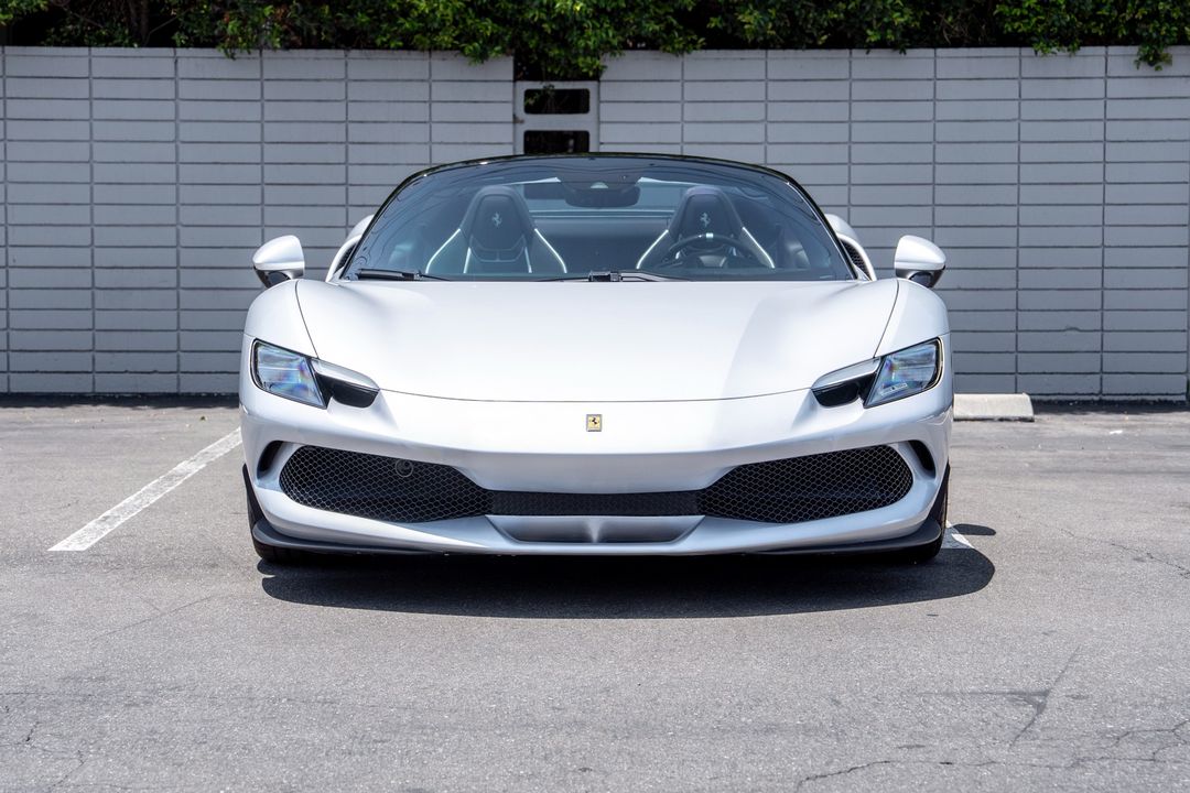 2024 Ferrari 296 GTS
