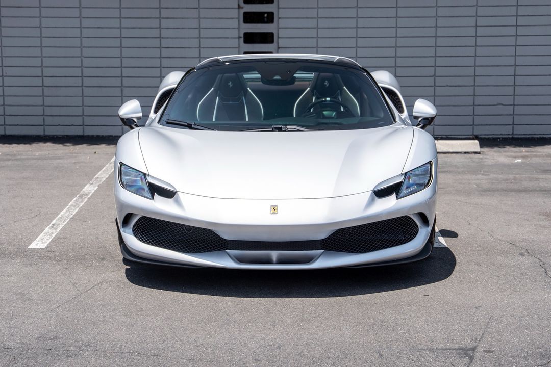 2024 Ferrari 296 GTS