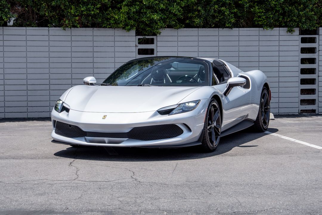2024 Ferrari 296 GTS