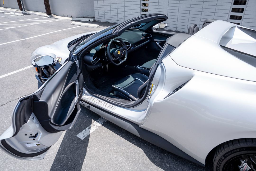2024 Ferrari 296 GTS