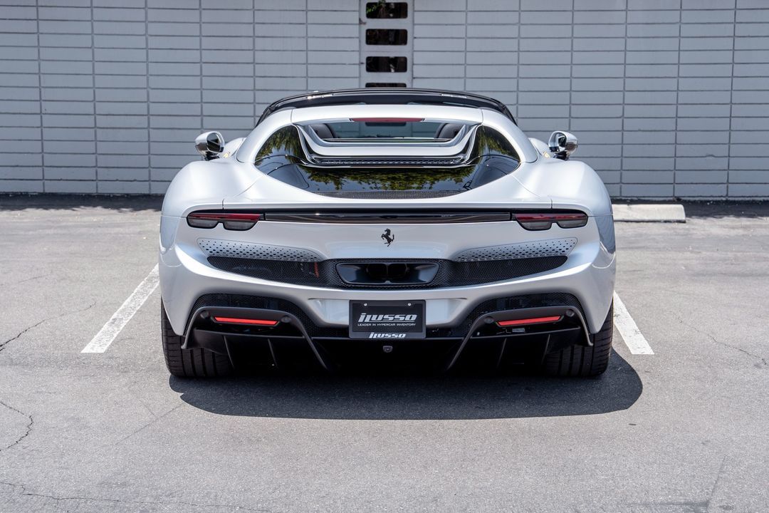 2024 Ferrari 296 GTS