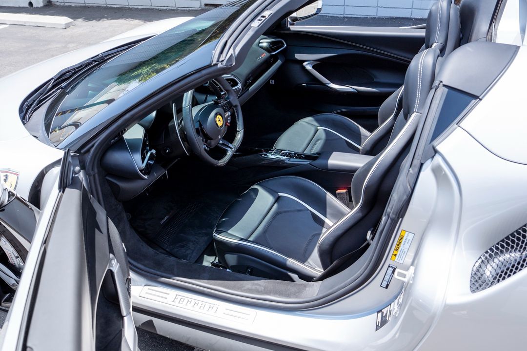 2024 Ferrari 296 GTS
