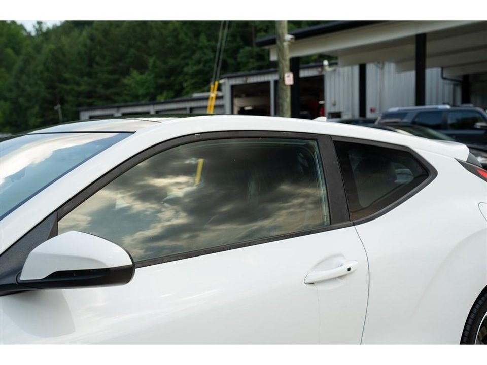 2019 Hyundai Veloster