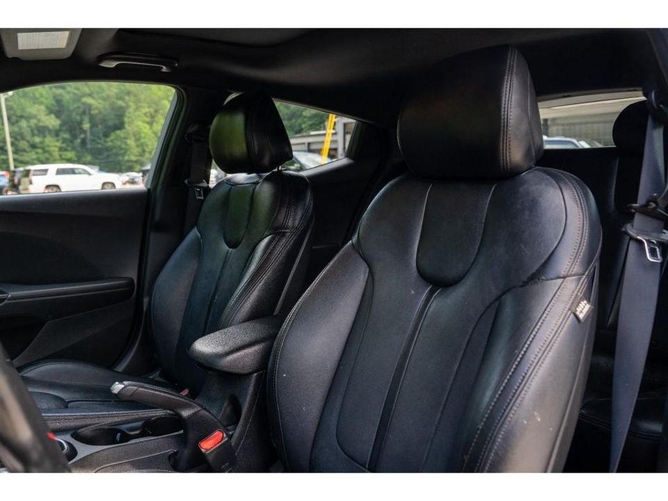 2019 Hyundai Veloster