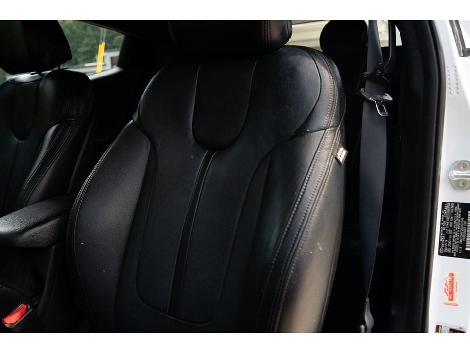 2019 Hyundai Veloster