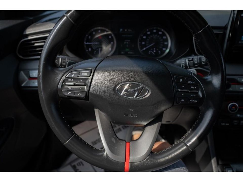 2019 Hyundai Veloster