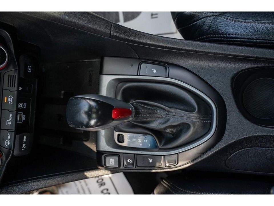 2019 Hyundai Veloster
