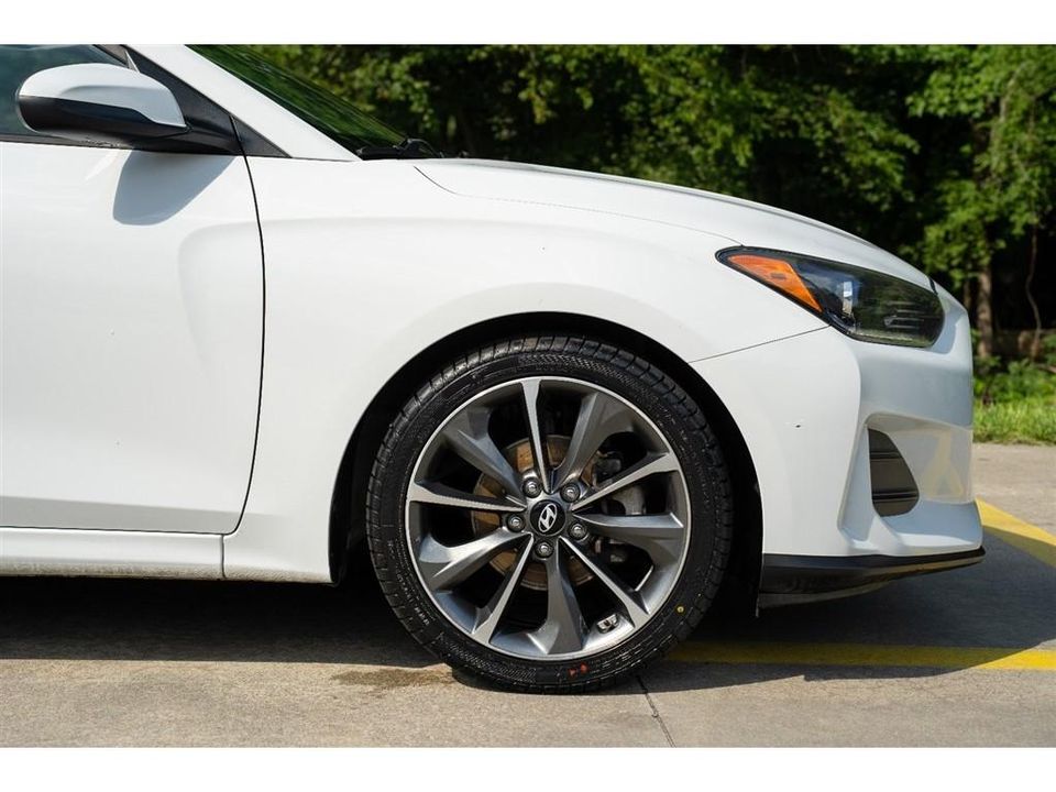 2019 Hyundai Veloster