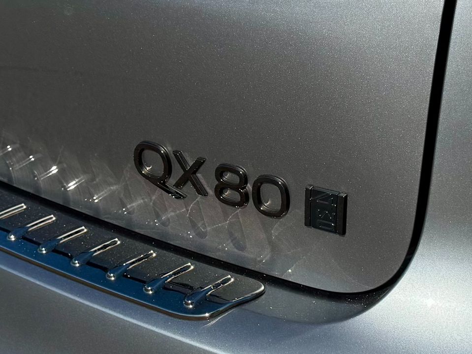 2025 INFINITI QX80