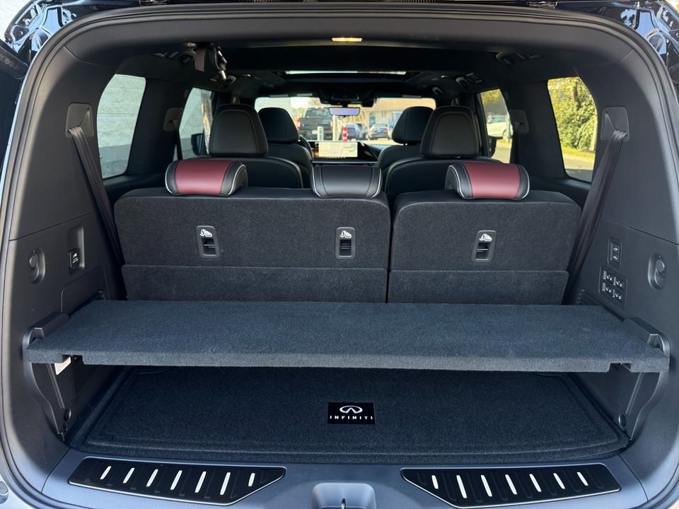 2025 INFINITI QX80