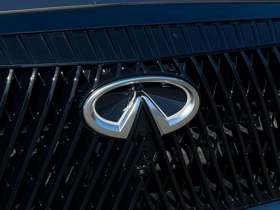 2025 INFINITI QX80