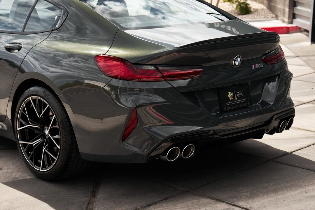 2021 BMW M8