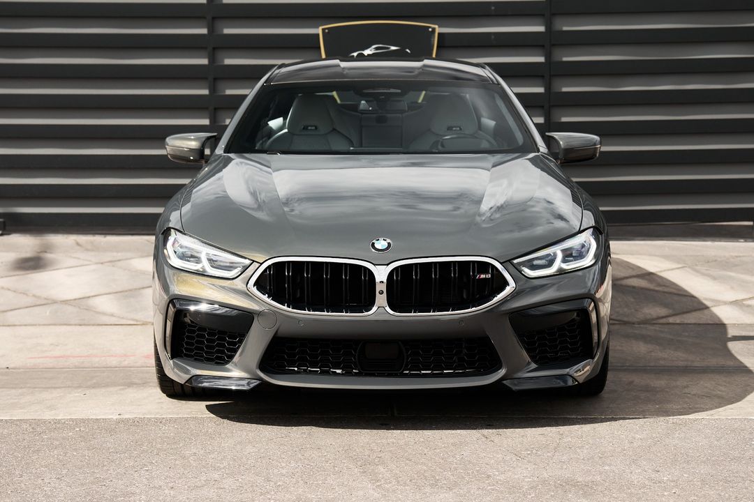 2021 BMW M8