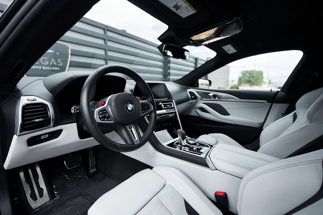 2021 BMW M8