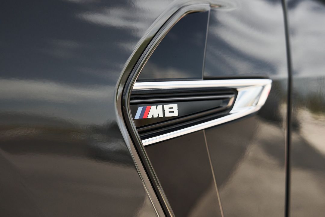 2021 BMW M8