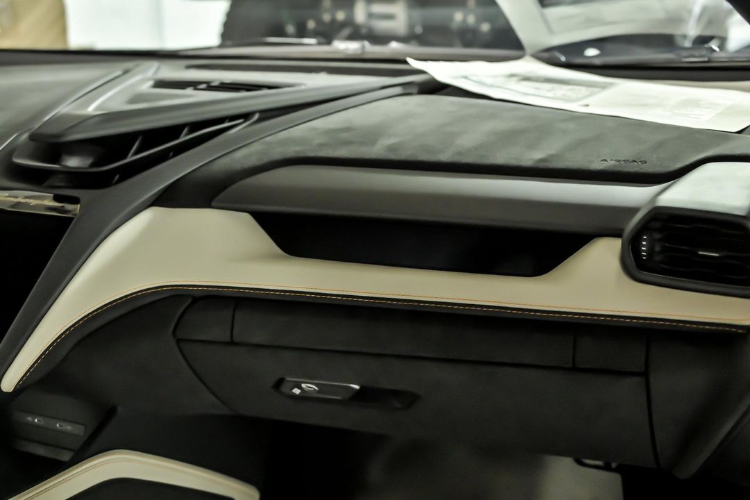 2025 Lamborghini Revuelto
