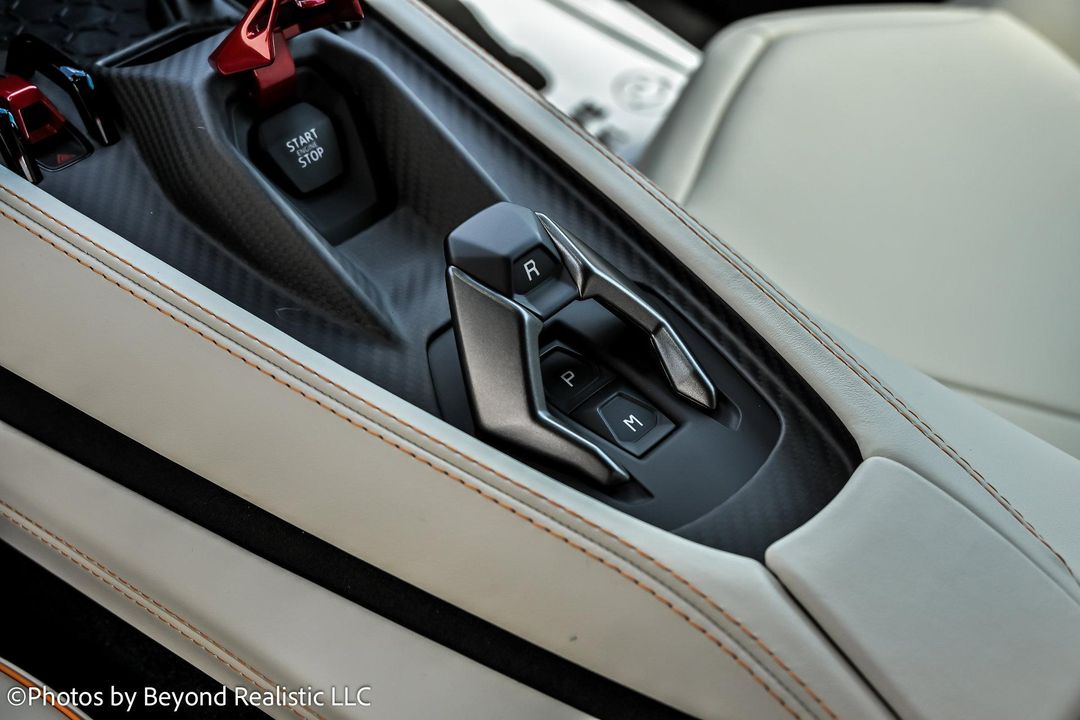2025 Lamborghini Revuelto