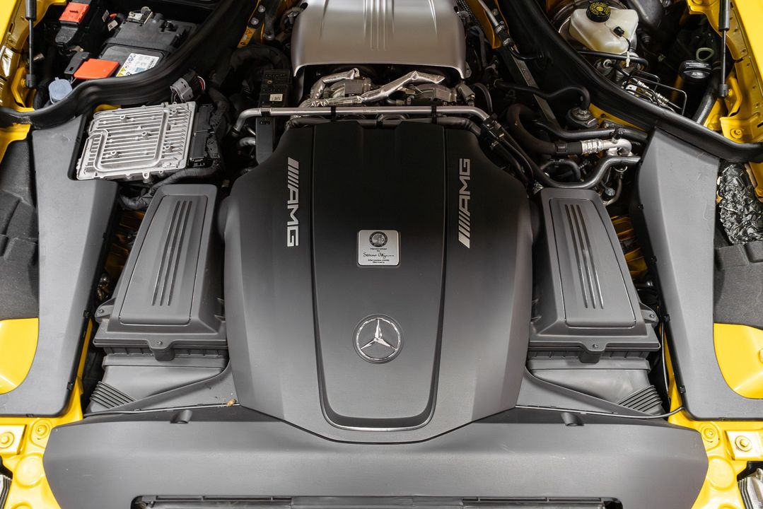 2020 Mercedes-Benz AMG   GT