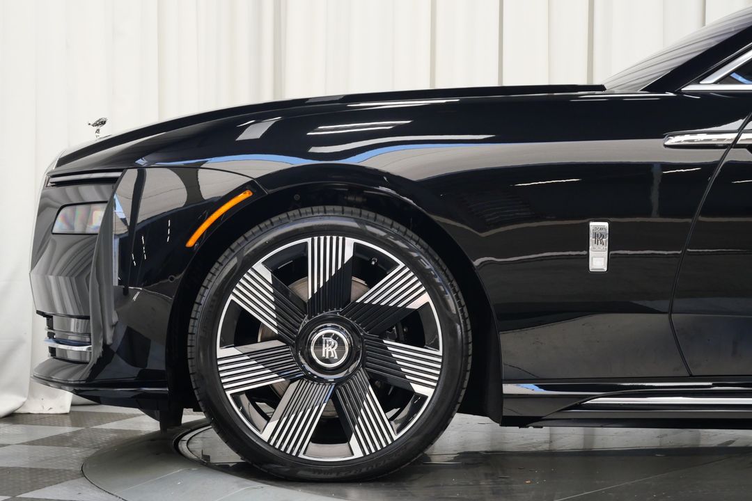 2025 Rolls-Royce Spectre