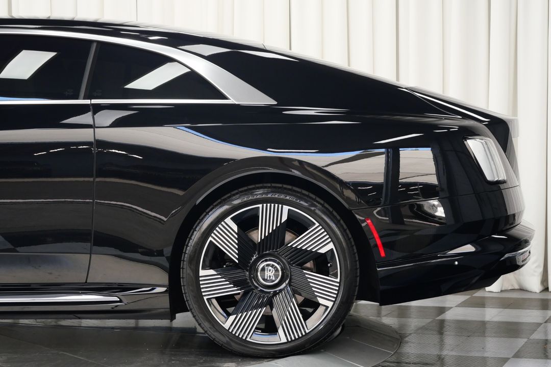 2025 Rolls-Royce Spectre