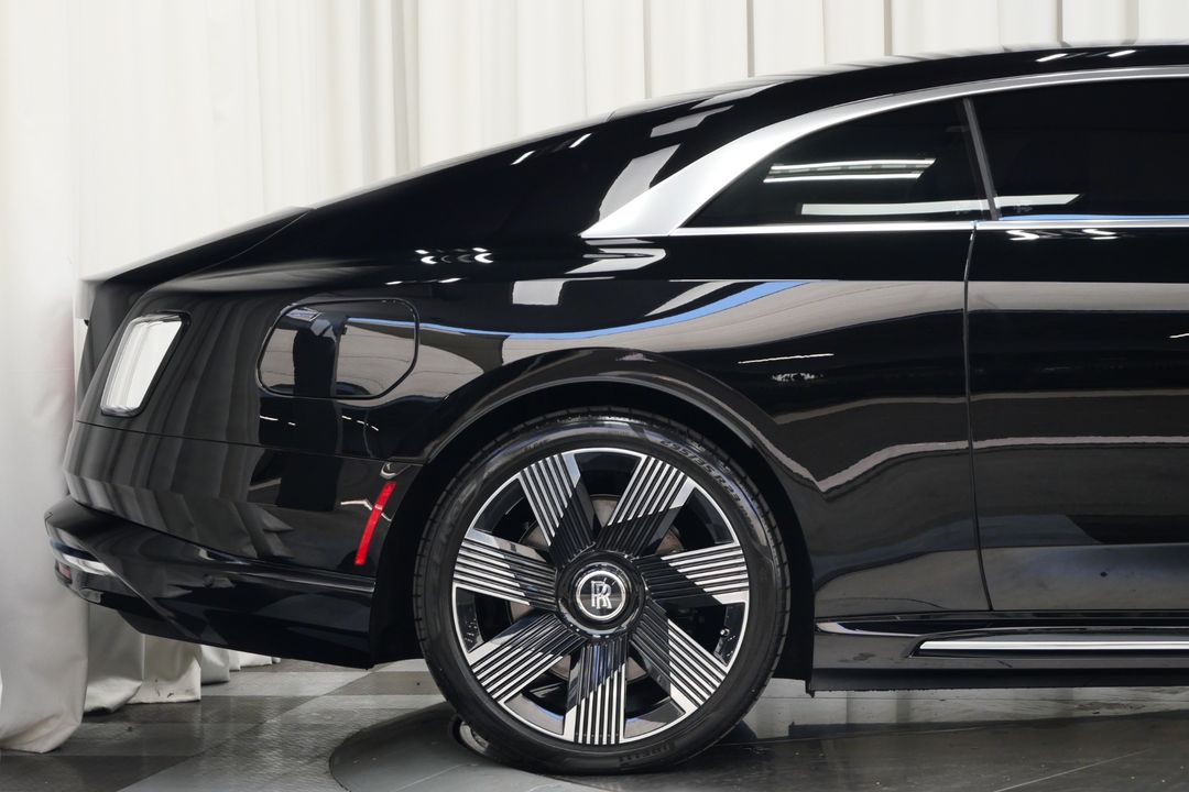 2025 Rolls-Royce Spectre