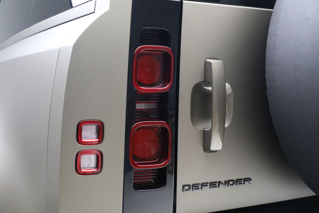 2025 Land Rover Defender