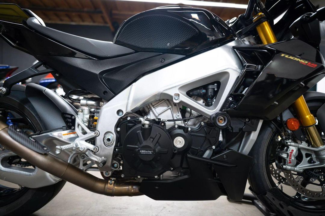 2022 Aprilia Tuono V4 1100 Factory