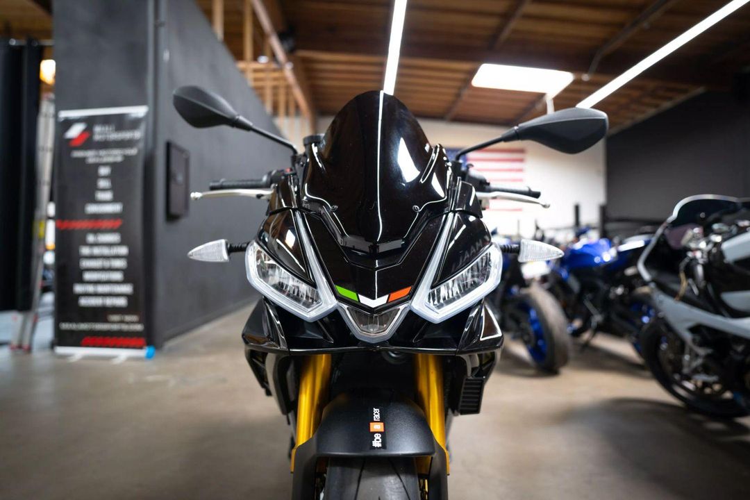 2022 Aprilia Tuono V4 1100 Factory