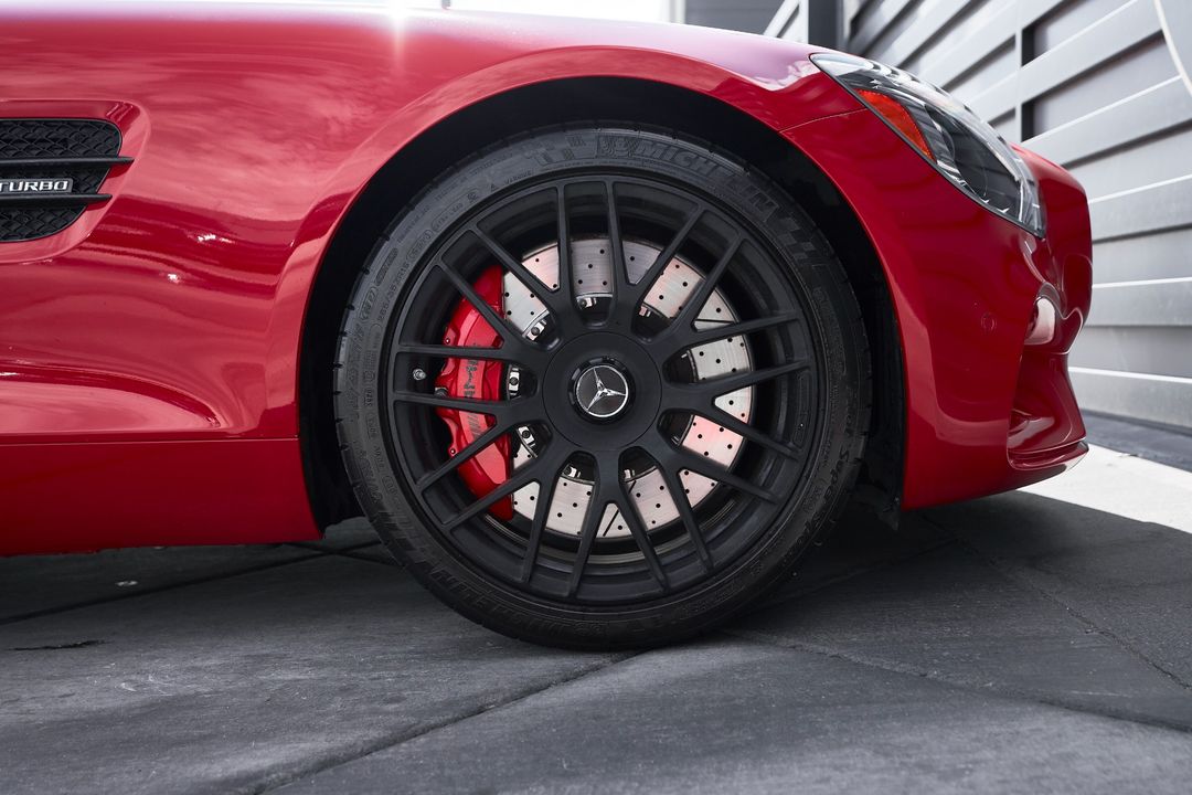 2016 Mercedes-Benz AMG   GT