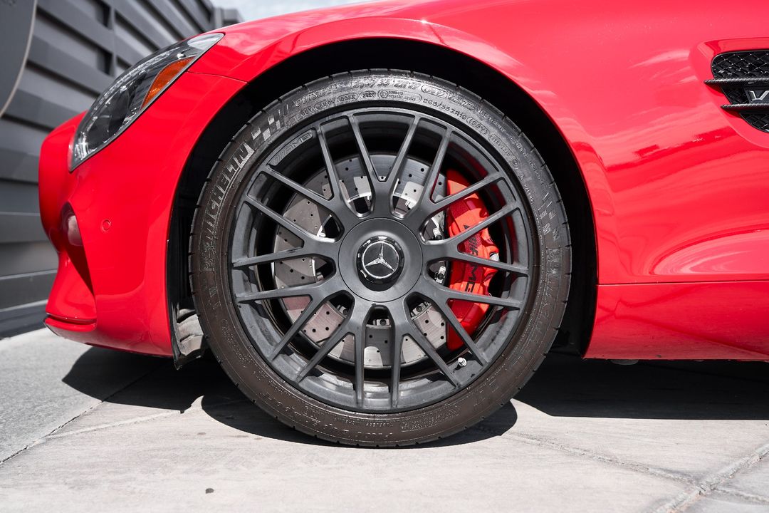 2016 Mercedes-Benz AMG   GT