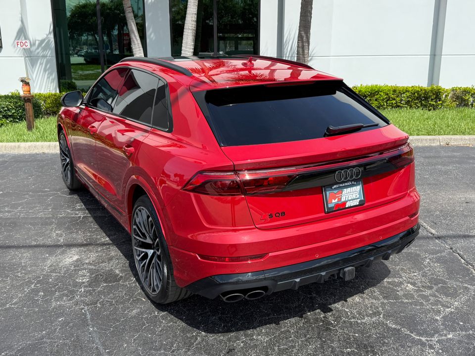 2024 Audi SQ8