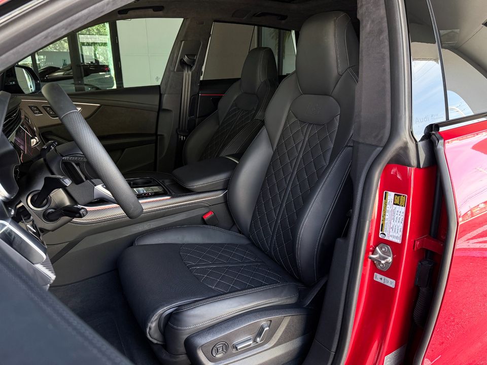 2024 Audi SQ8